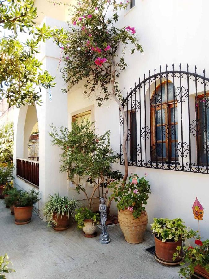 פלטניאס Irini Apartments מראה חיצוני תמונה